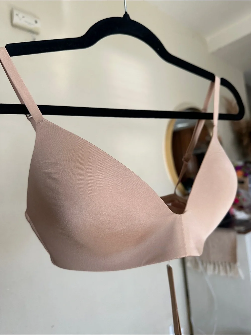 Skims Wireless Form Lightly Lined Bra Demi Bra in Clay Size 34C - Picture 8 of 9
